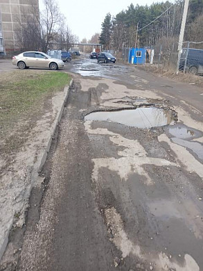 На ул. Кудряшова в Иванове отсутствуют дороги и уличное освещение